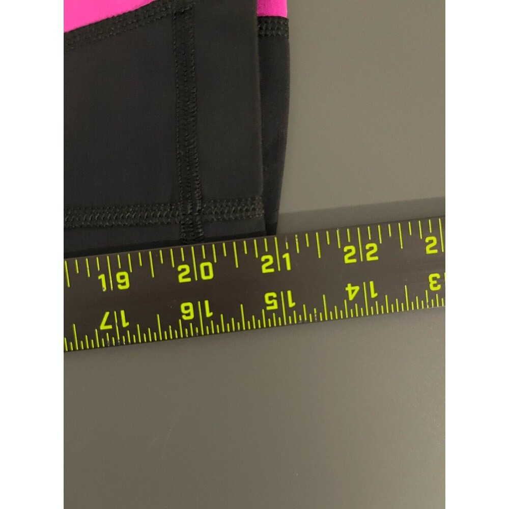 Lululemon Run: Inspire Crop II Size 8 Black Wee Are From Space Black Paris Pink - Picture 11 of 11